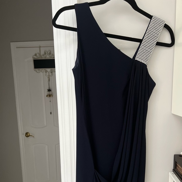 Betsy & Adam Cocktail Dress with Rhinestone Strap Size 6 - Picture 4 of 4